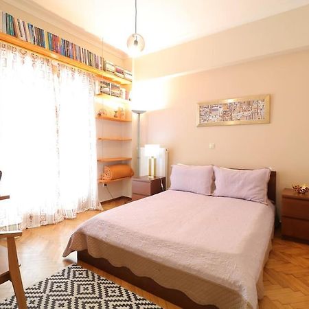 Restful Apartment - Syntagma Square Atenas Exterior foto