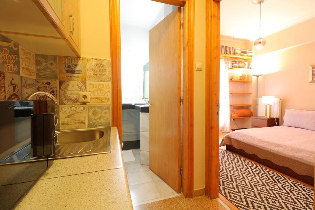 Restful Apartment - Syntagma Square Atenas Exterior foto
