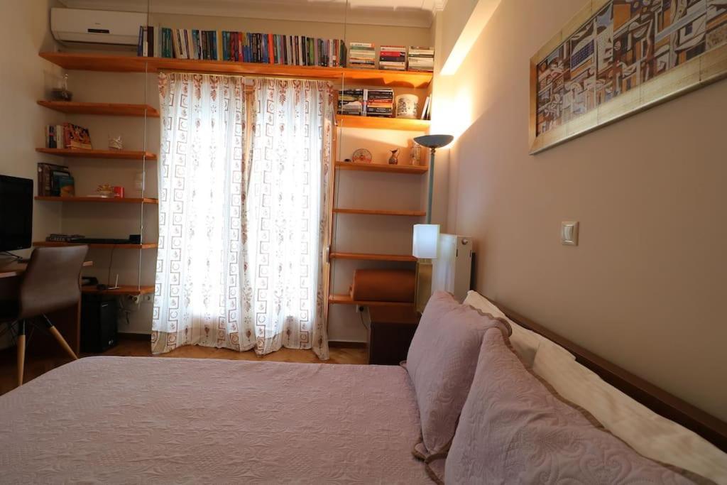 Restful Apartment - Syntagma Square Atenas Exterior foto